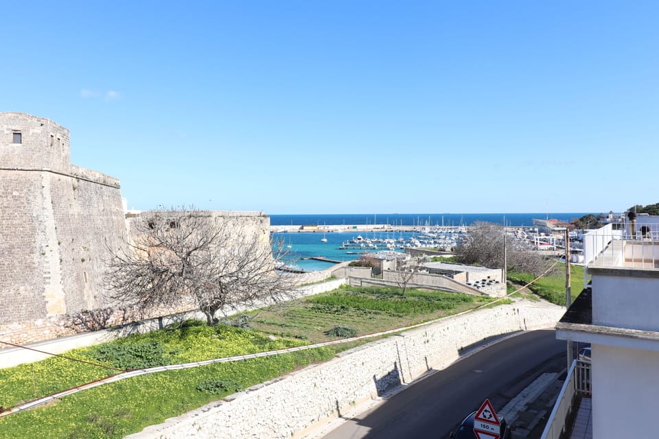 House, 1 Bedroom, Balcony, City View | Miscellaneous