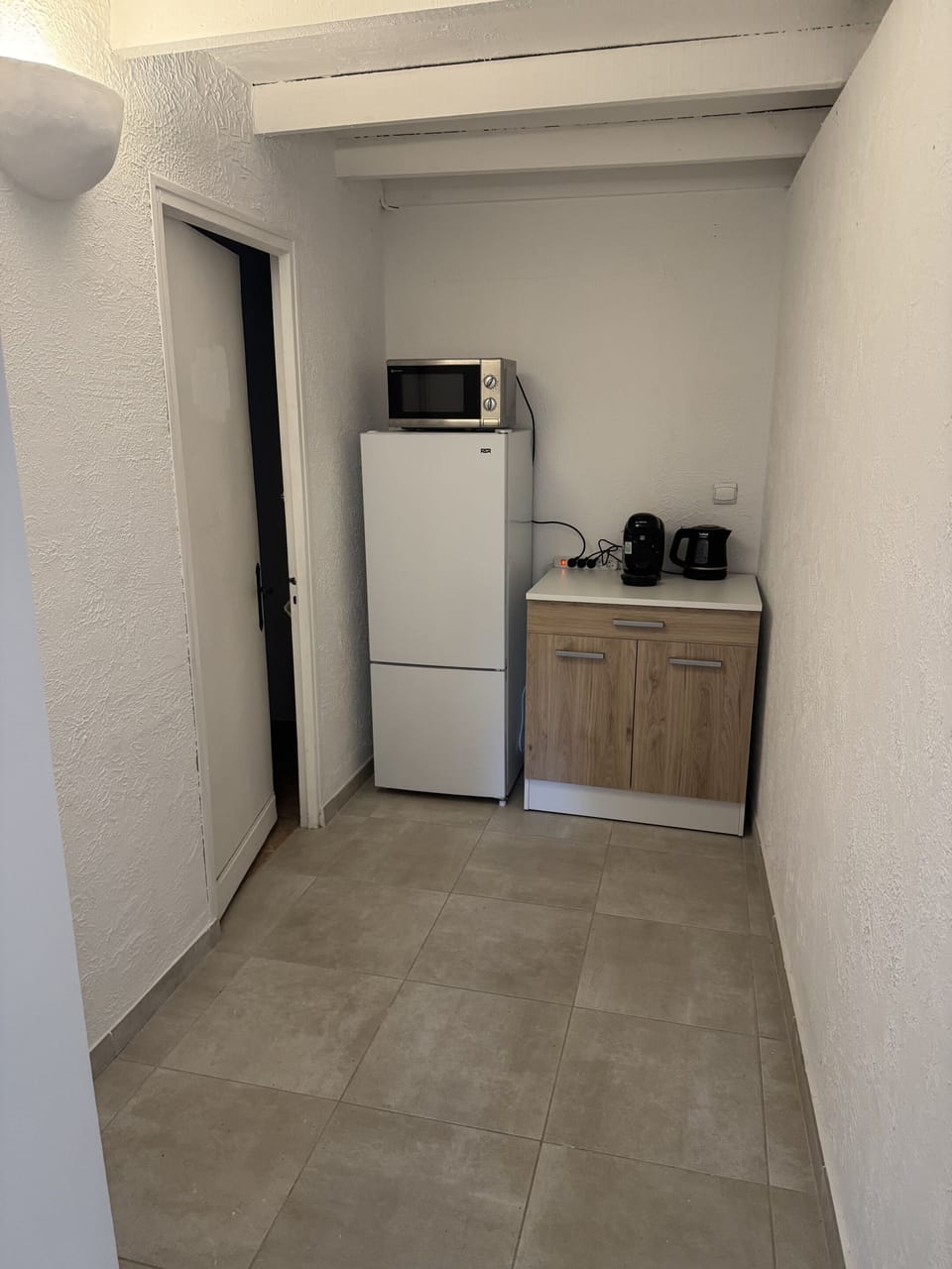 Superior Suite, Ensuite, Garden View (Suite Familiale Quadruple) | Private kitchen | Highchair