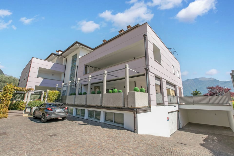 Honeymoon Apartment, 1 Bedroom, Microwave (Suite 22) | Front of property