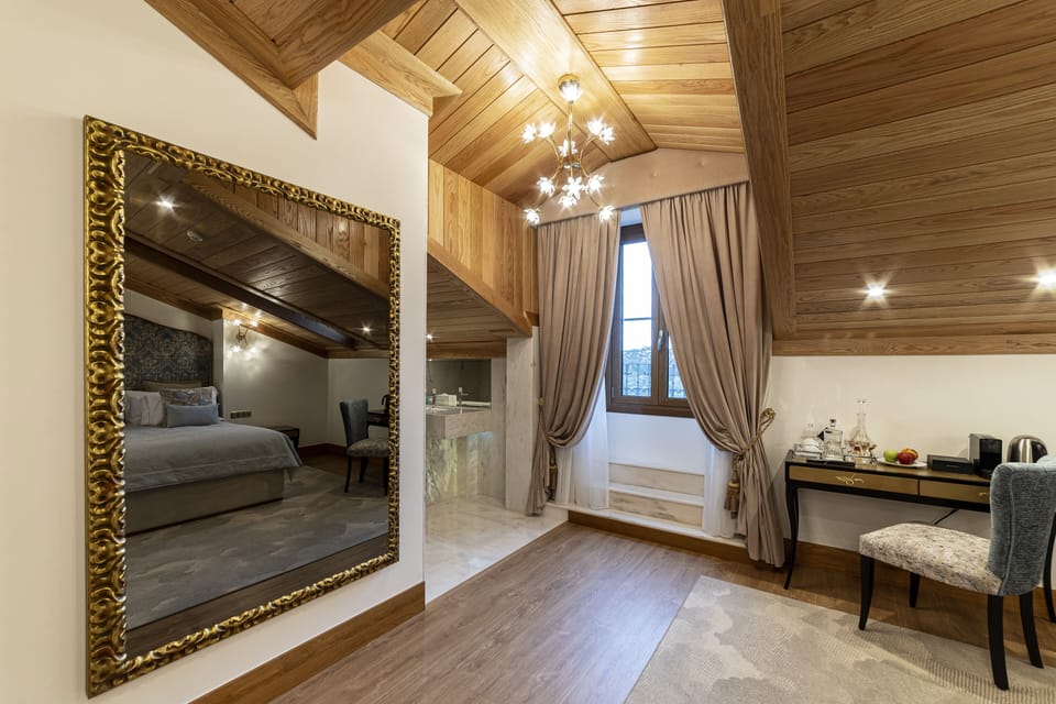 Deluxe Room, Valley View | Premium bedding, memory foam beds, minibar, in-room safe