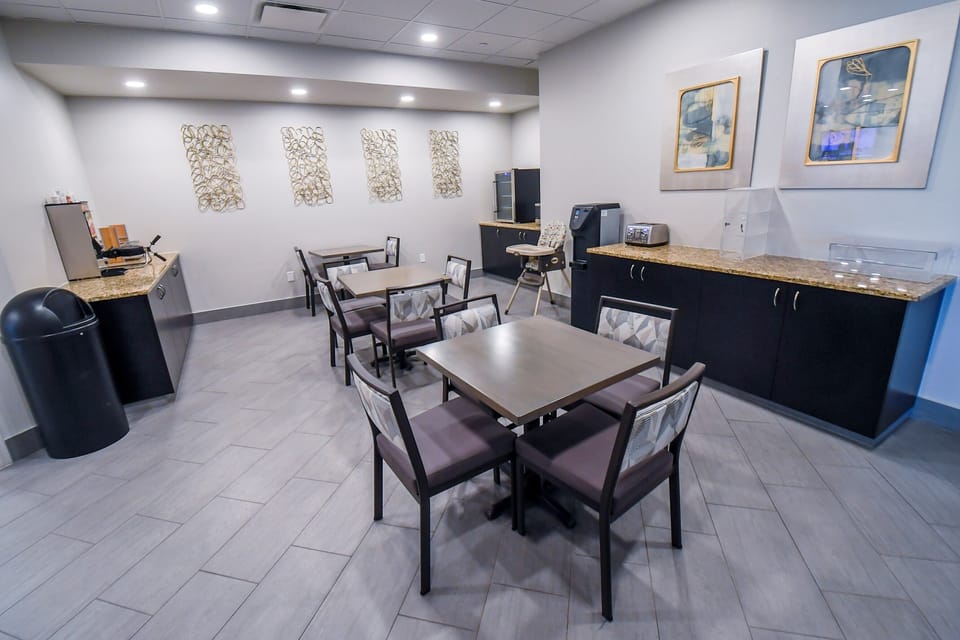 Daily continental breakfast for a fee