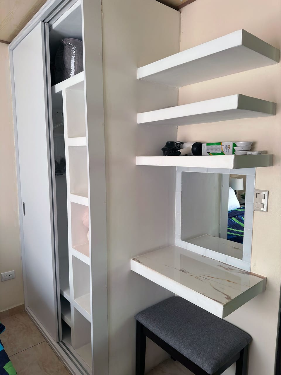 Deluxe Apartment, 2 Bedrooms, Air conditioning (Entire Two-Bedroom Apartment for 4) | 2 bedrooms, Egyptian cotton sheets, premium bedding, down comforters