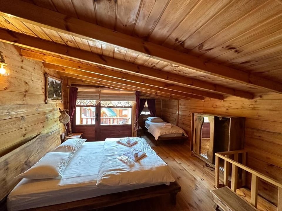 Luxury Tree House, 1 Bedroom, Smoking, Mountain View | Premium bedding, down comforters, minibar
