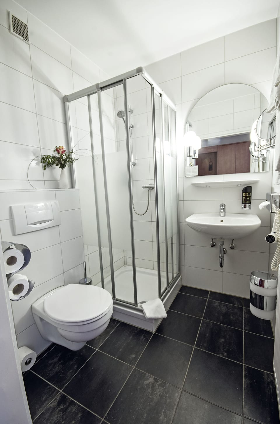 Panoramic Double Room | Bathroom | Hair dryer, towels, soap, shampoo