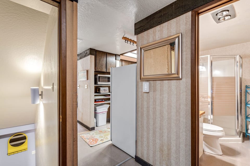 Sunny, Spacious & Pet Friendly - Creekside #39 by Bear Valley Vacation Rentals Apartment in Bear Valley