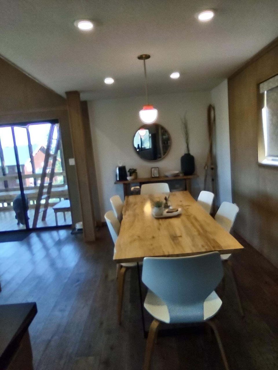 Apartment, 3 Bedrooms | Dining