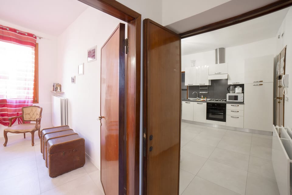 Comfort Apartment | Private kitchen | Espresso maker, coffee/tea maker, full-size fridge, microwave