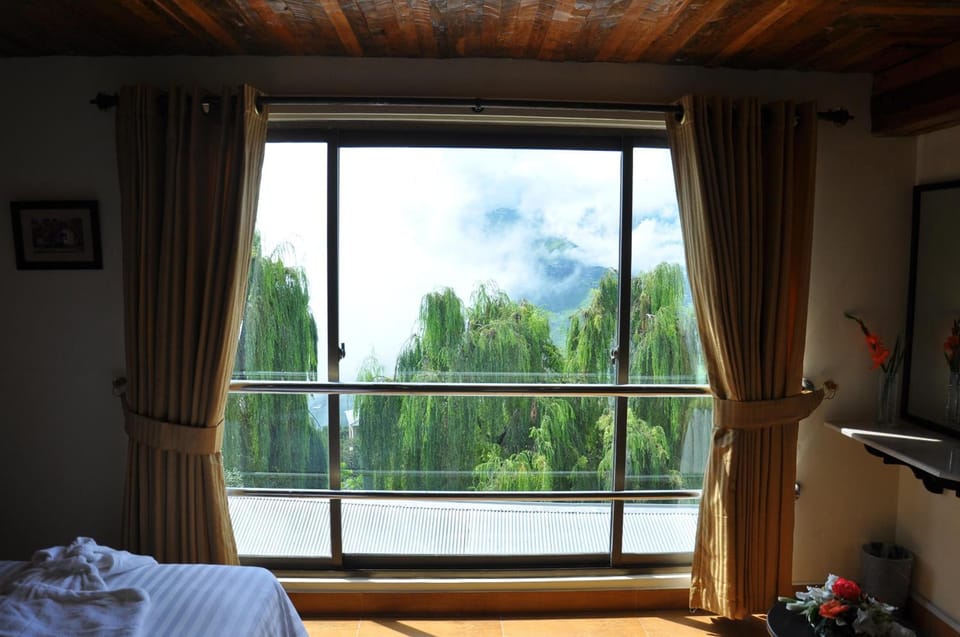 Minibar, in-room safe, desk, blackout drapes