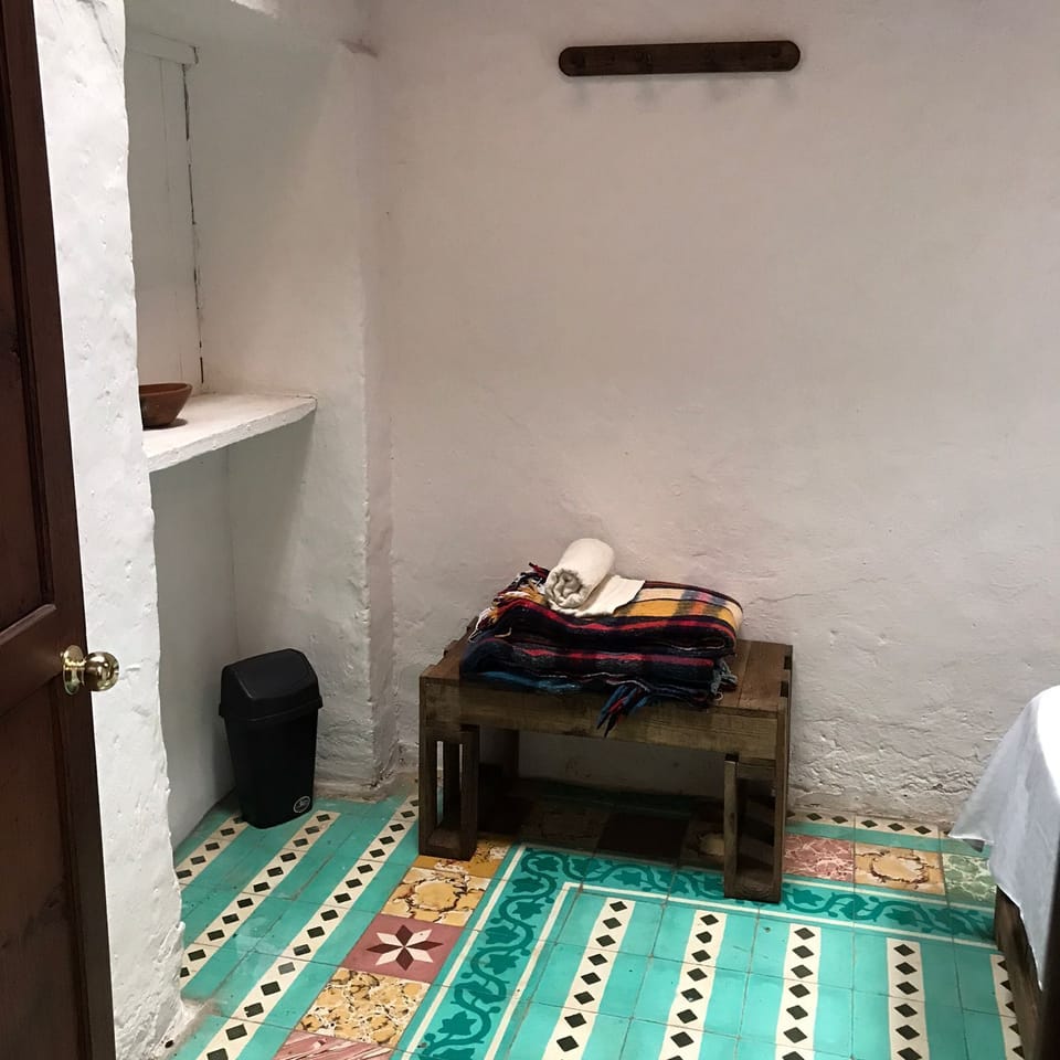 Standard Double Room | WiFi (free), bed sheets