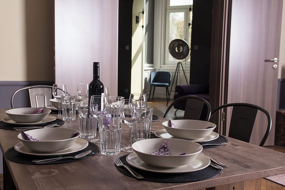 Apartment, 4 Bedrooms, City View | Dining room