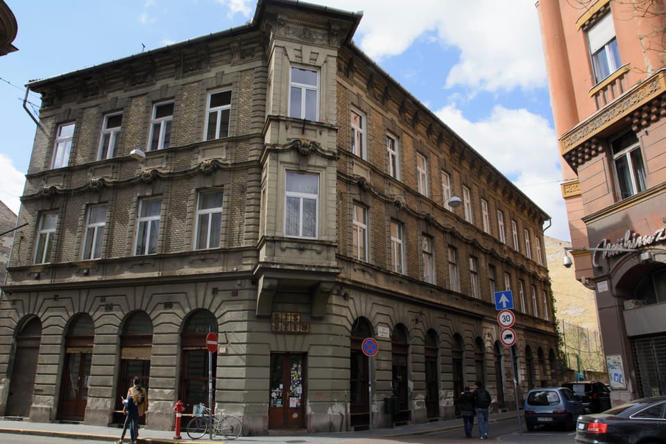 Apartment, 4 Bedrooms, City View | Property entrance