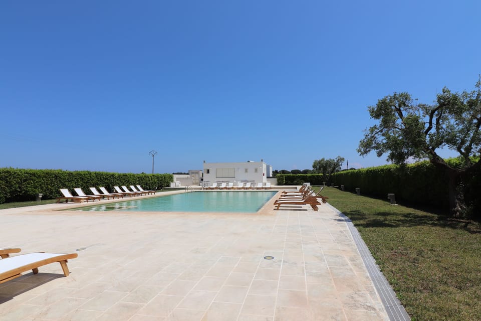 Bungalow, 1 Bedroom, Patio, Garden View | Pool | Outdoor pool