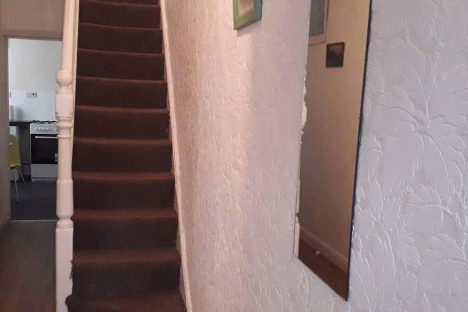 House | 2 bedrooms, iron/ironing board, free WiFi, bed sheets