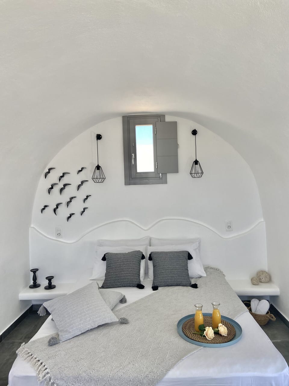Honeymoon Suite, Oceanfront | 1 bedroom, premium bedding, minibar, individually decorated