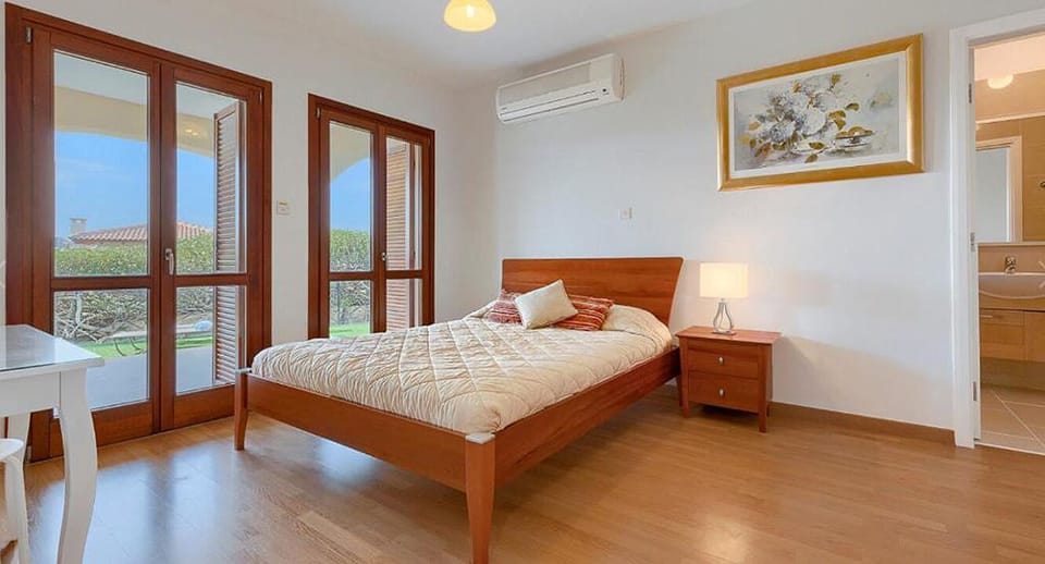 Luxury Apartment | 3 bedrooms, iron/ironing board, WiFi (free), individually decorated
