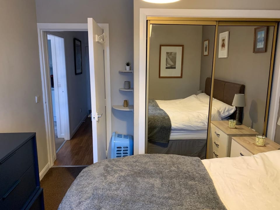 NEW Superb One Bedroom Getaway in Dysart Kirkcaldy Apartment in Kirkcaldy