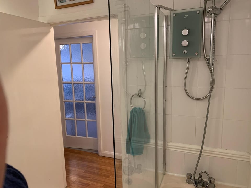 NEW Superb One Bedroom Getaway in Dysart Kirkcaldy Apartment in Kirkcaldy