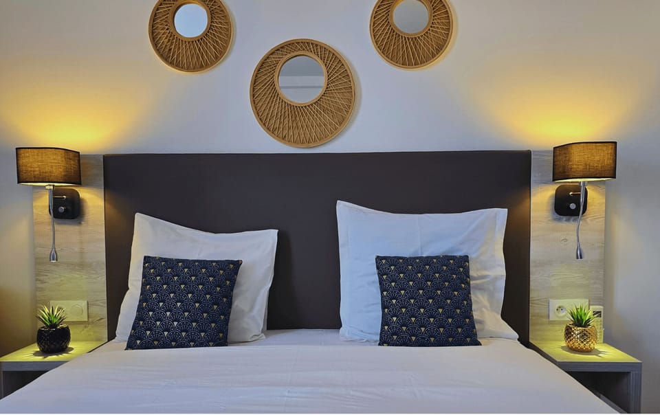Superior Double Room | Memory foam beds, in-room safe, desk, laptop workspace