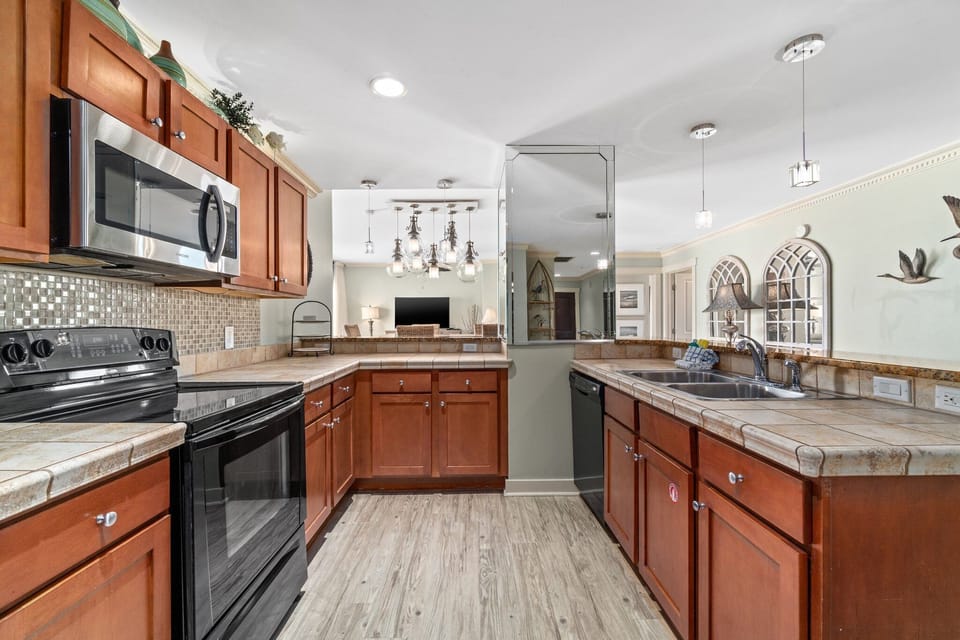 Condo, Multiple Beds, Private Pool, Ocean View | Private kitchen | Coffee/tea maker