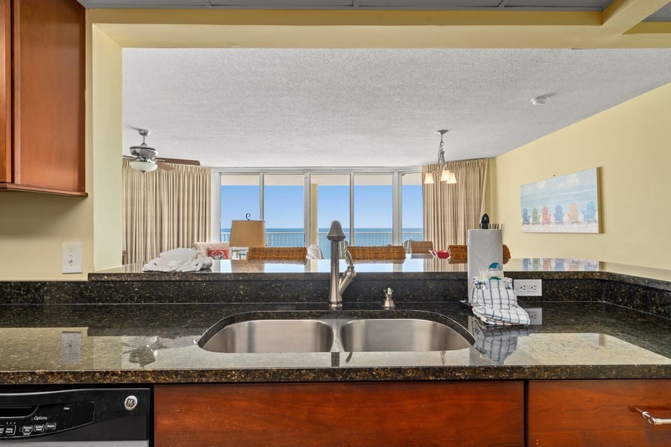 Condo, Multiple Beds, Hot Tub, Ocean View | Private kitchen | Coffee/tea maker