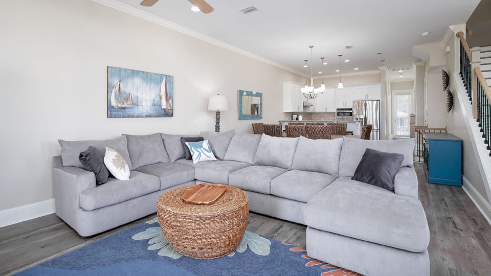House, Multiple Beds, Balcony, Ocean View (21014 Front Beach Rd #A) | Living area | 40-inch TV with digital channels