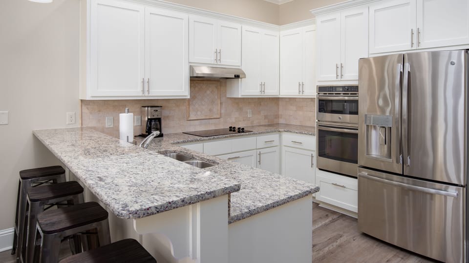 House, Multiple Beds, Balcony, Ocean View (21014 Front Beach Rd #A) | Private kitchen | Coffee/tea maker