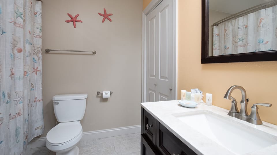 Beautiful Townhome Right On The Gulf - Get Ready To Relax! House in Panama City Beach