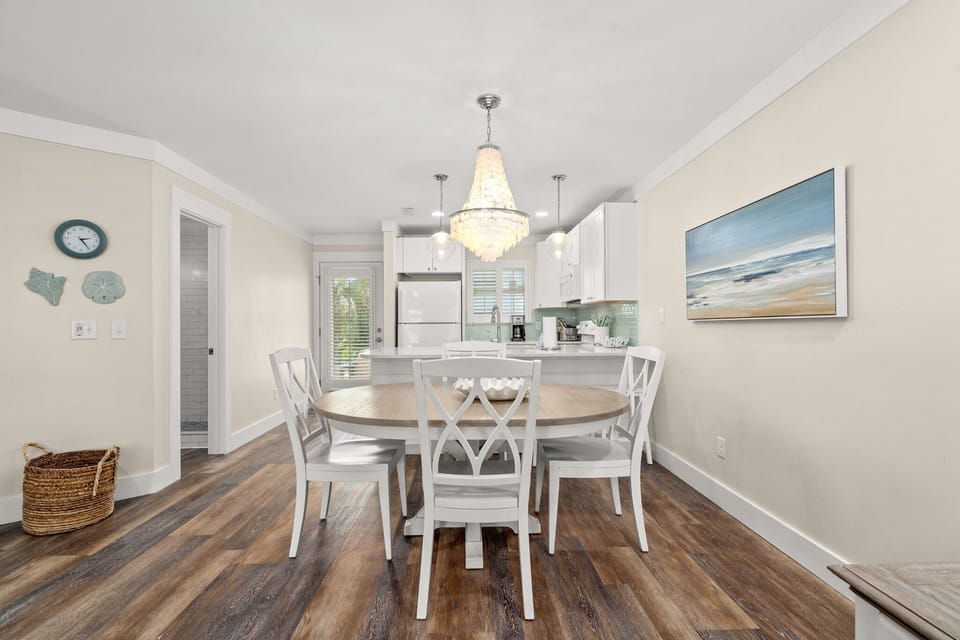 House, Multiple Beds, Patio | Dining