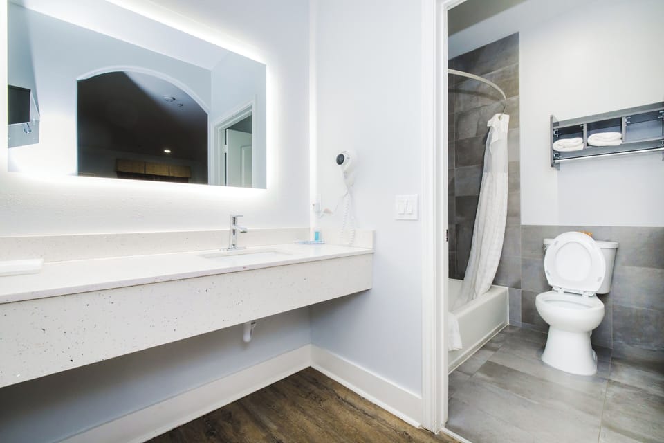 Free toiletries, hair dryer