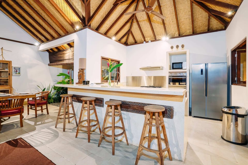 Basic Villa, Multiple Beds | Private kitchen | Fridge, microwave, oven, stovetop