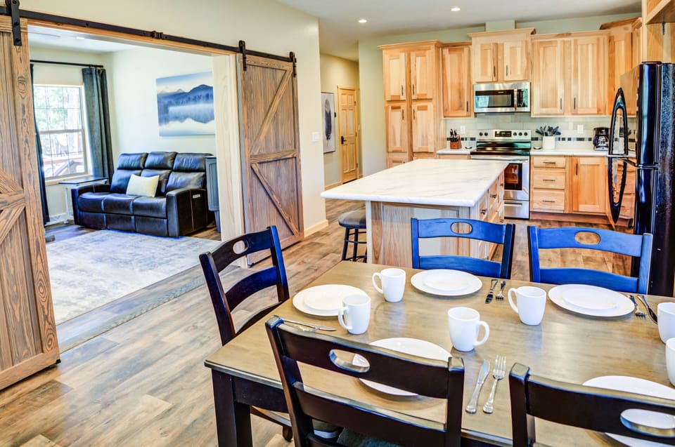 House | Private kitchen | Full-size fridge, microwave, oven, stovetop