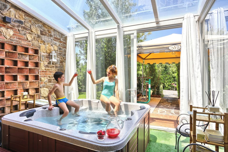 Villa, 6 Bedrooms, Accessible, Smoking | Bathroom amenities