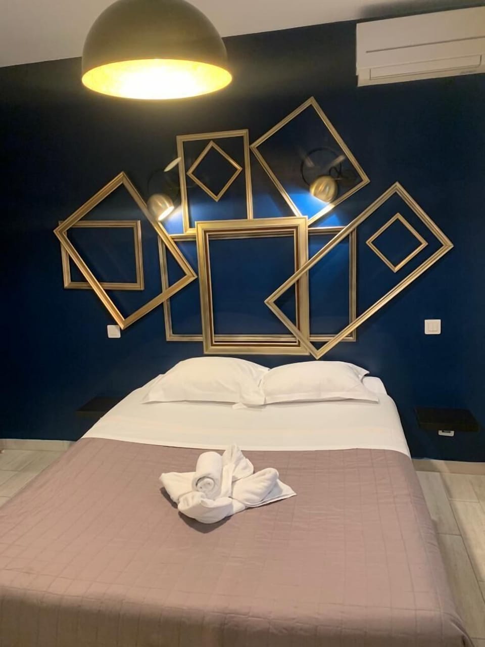 Economy Room | In-room safe, WiFi (free), bed sheets