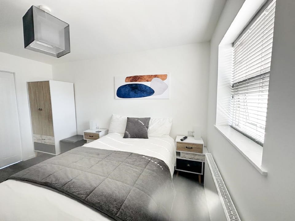 Comfort Double Room | Free WiFi, bed sheets