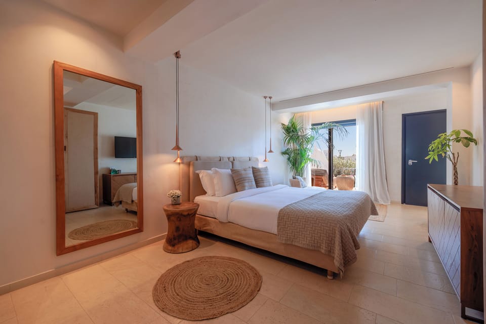 Superior Room, Private Pool | Minibar, in-room safe, desk, blackout drapes