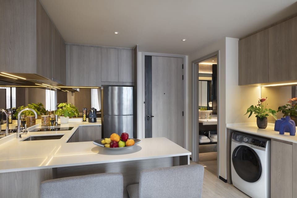 Executive Studio | Private kitchenette | Coffee/tea maker, electric kettle, eco-friendly cleaning products
