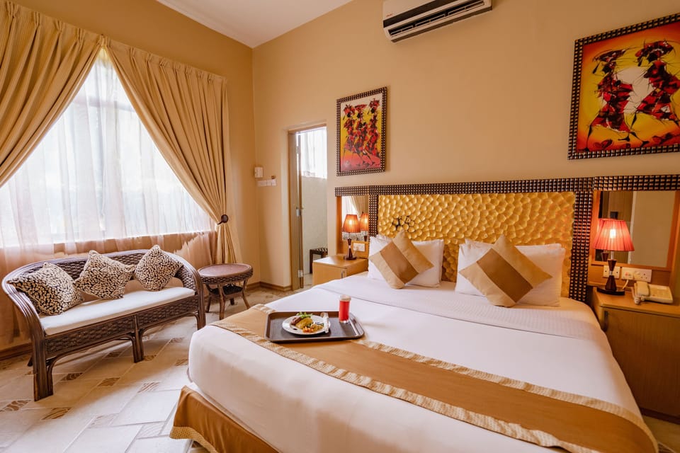 Egyptian cotton sheets, premium bedding, in-room safe