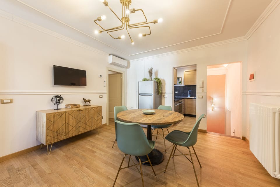 Comfort Apartment | Living area | Flat-screen TV