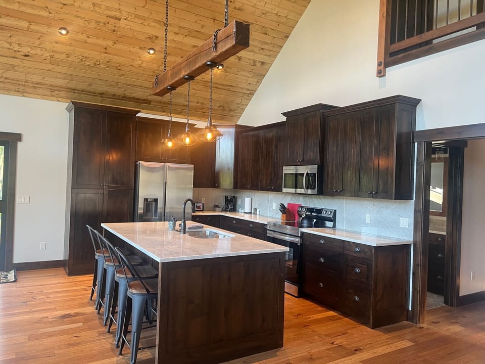 Deluxe Cabin, Hot Tub, Mountain View | Private kitchen | Fridge, oven, stovetop, dishwasher