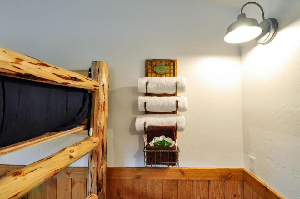 Private Hostel Room w/ Shared Bathroom | Premium bedding, individually decorated, individually furnished