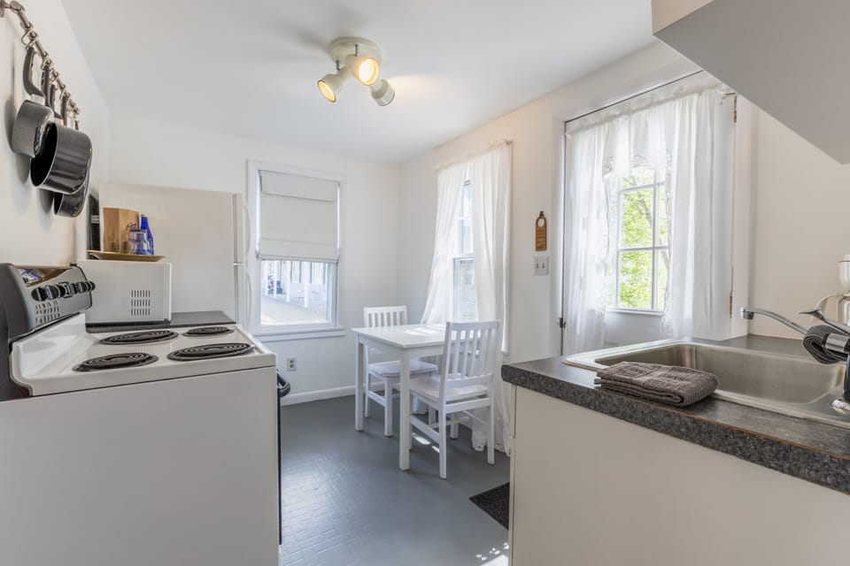 West Point Cottage | Private kitchen | Cookware/dishes/utensils