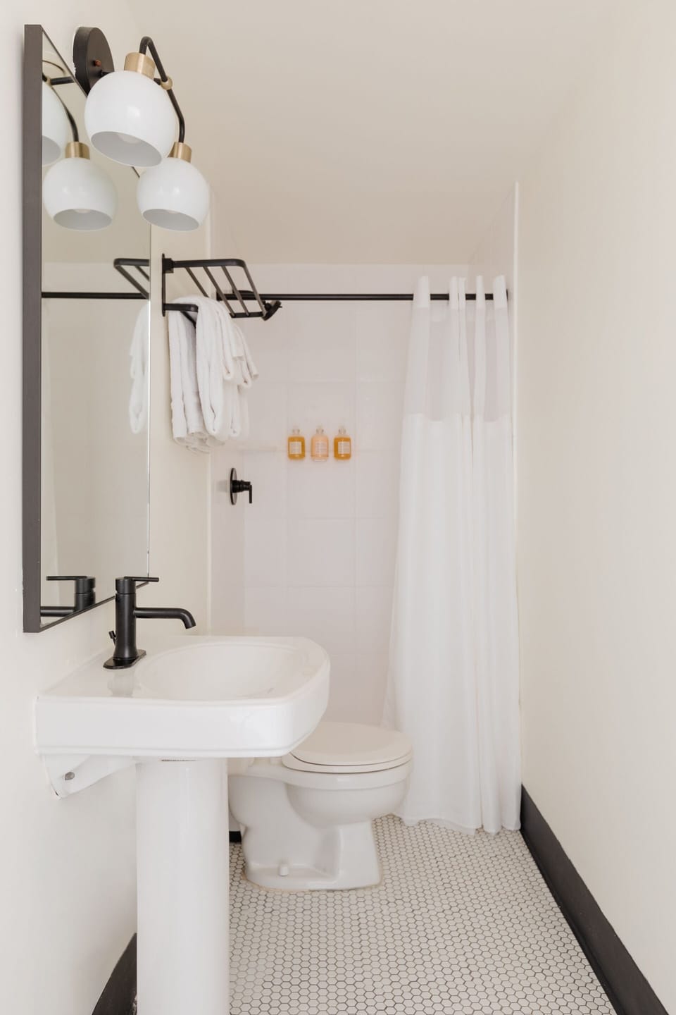 Superior Room, 1 Queen Bed | Bathroom | Designer toiletries, hair dryer, towels, soap