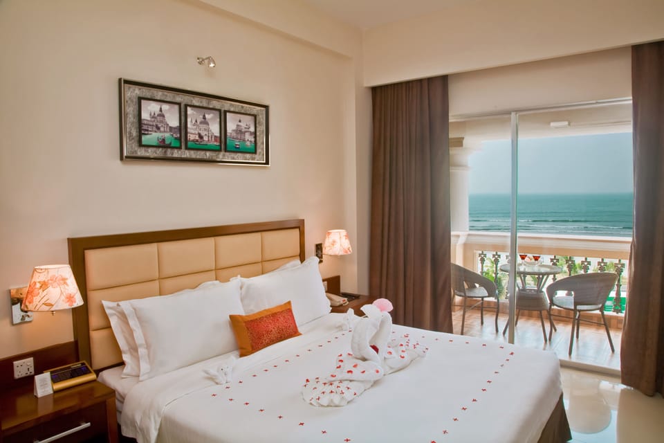 In-room safe, desk, laptop workspace, iron/ironing board