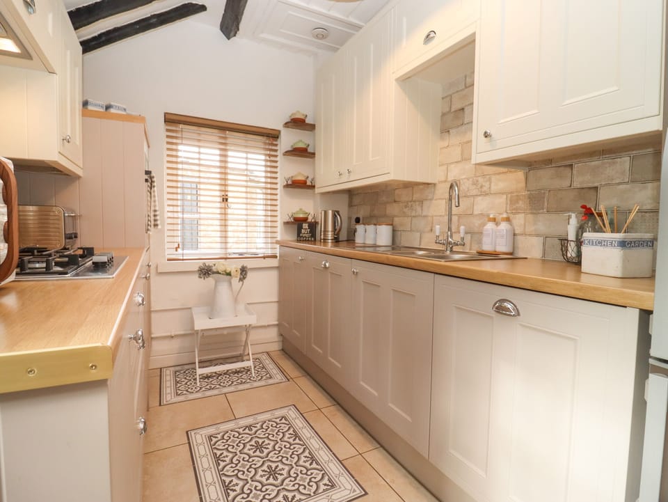 Cottage | Interior