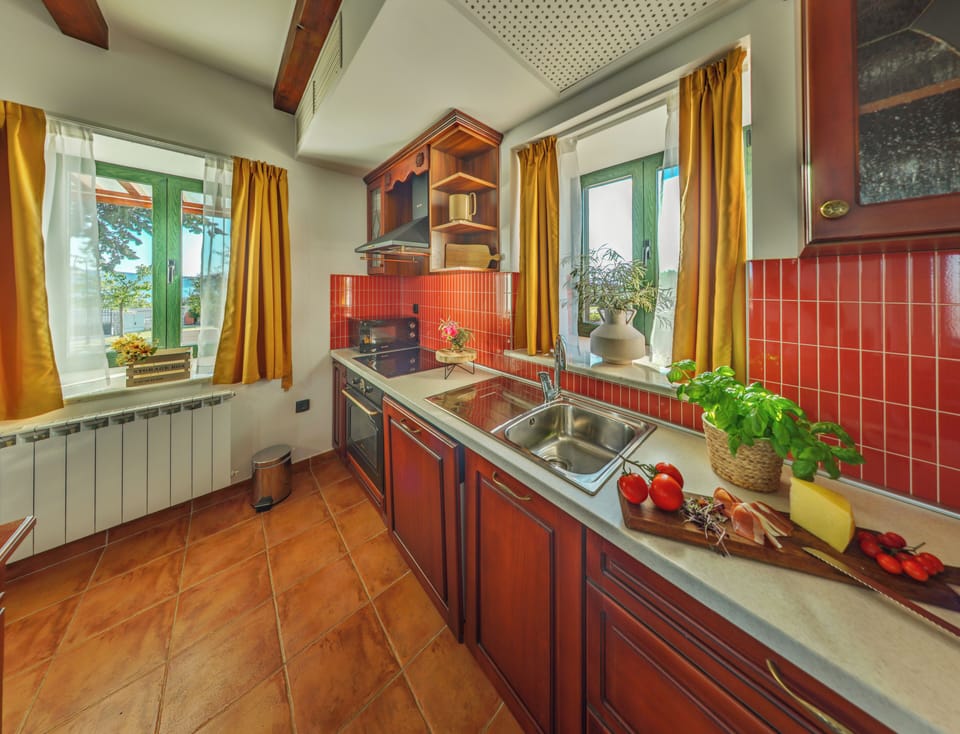 Basic Villa | Private kitchen