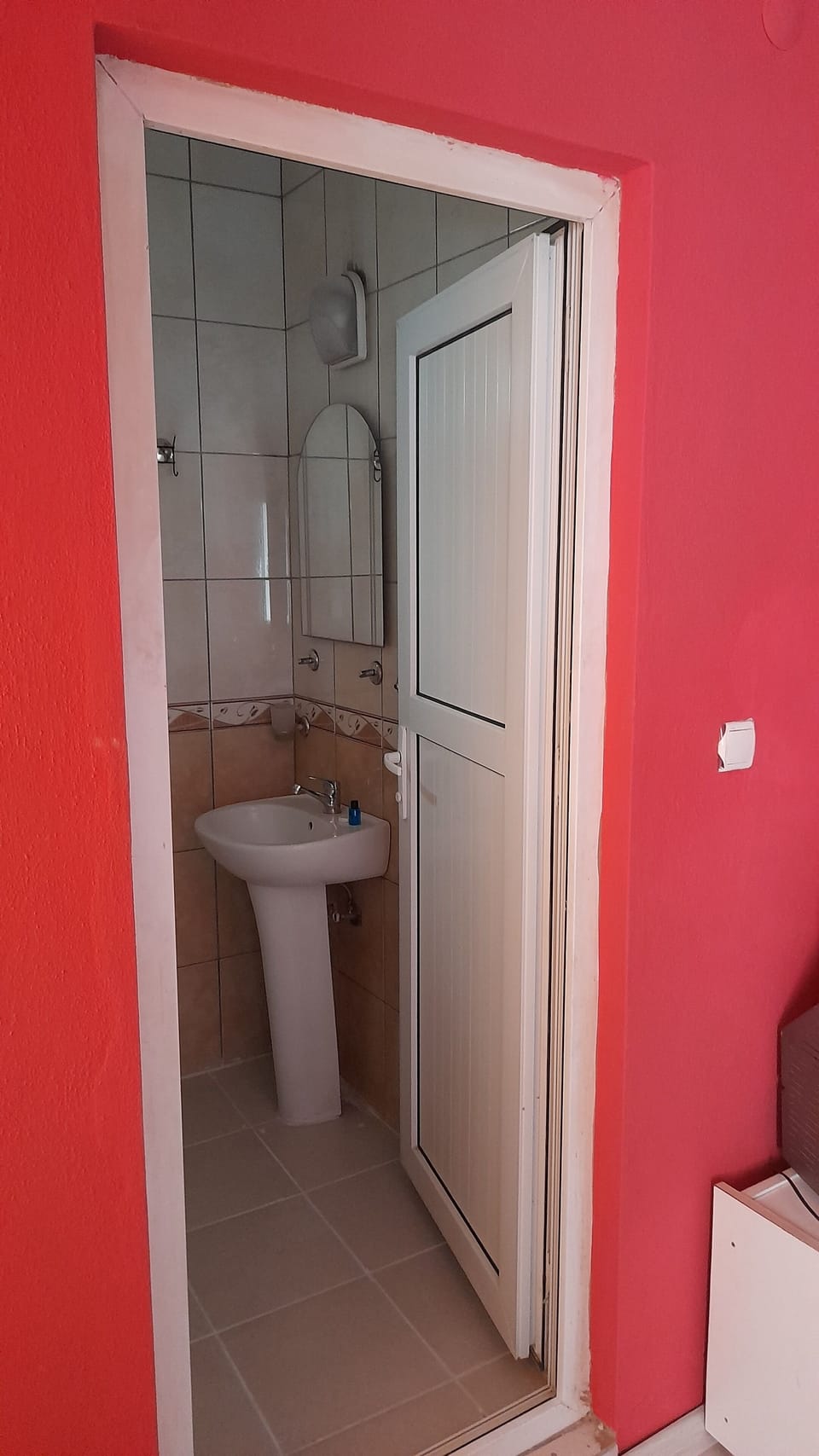 Triple Room | Bathroom | Shower, rainfall showerhead, hair dryer, bathrobes