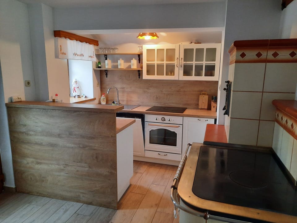 House | Private kitchen | Full-size fridge, oven, stovetop, dishwasher