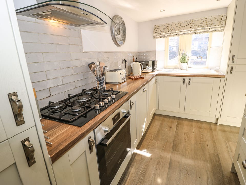Cottage | Interior