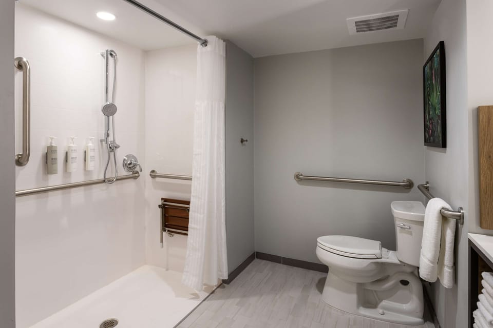 Bathroom shower