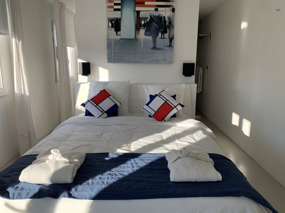 Design Double Room, 1 Queen Bed, Terrace, Garden Area | Egyptian cotton sheets, premium bedding, pillowtop beds